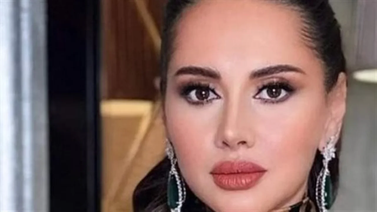 رحلة ياسمين رئيس.. من كواليس العروض الفنية إلى منصات التتويج العالمية